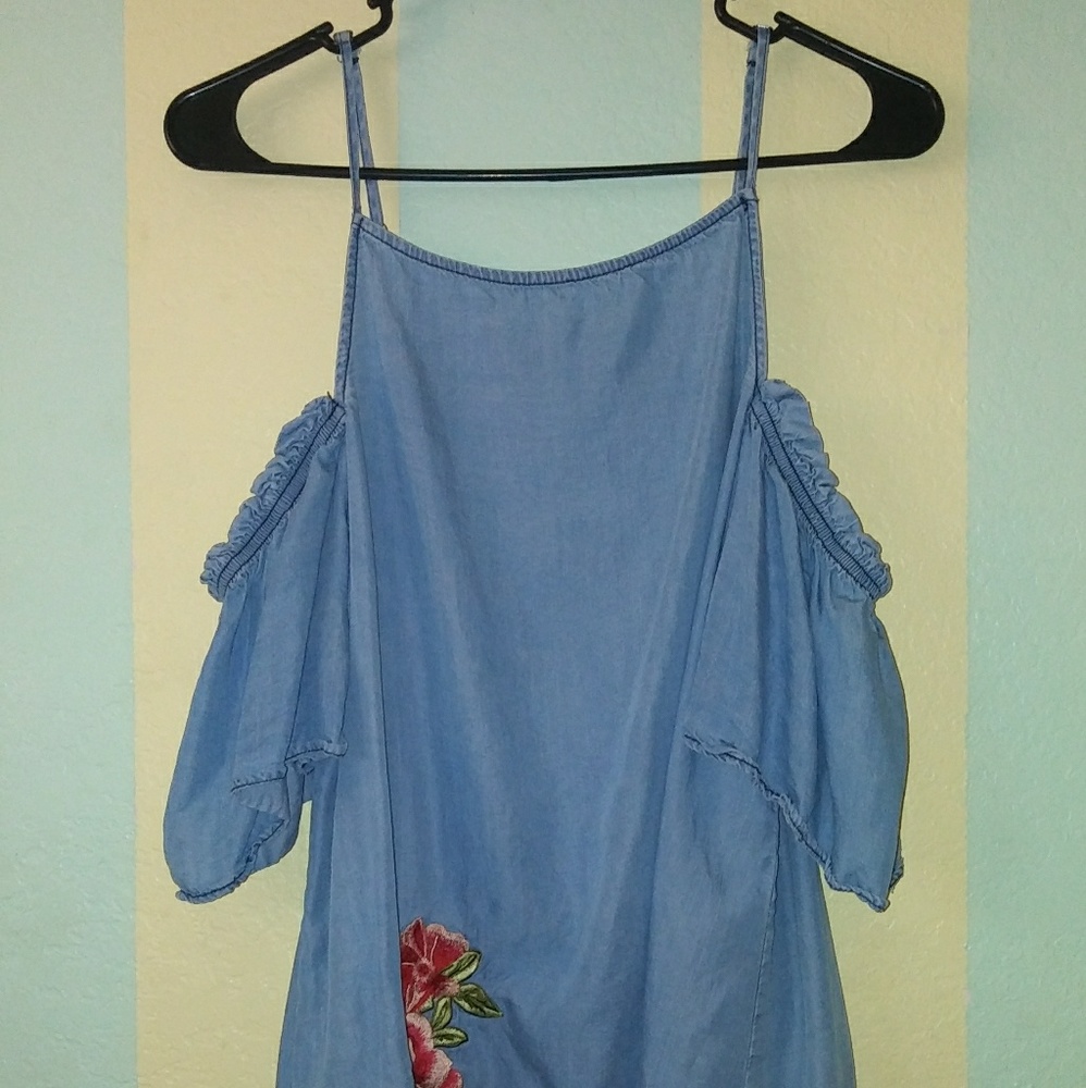 Faux denim top with ruffled sleeve